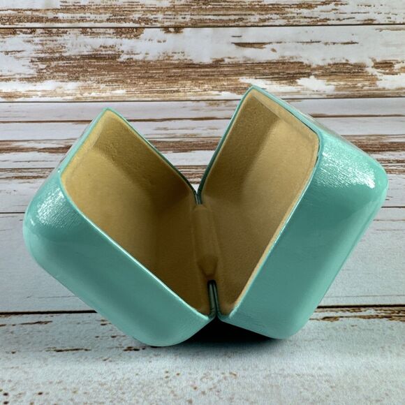 Tiffany & Co Eyeglasses Sunglass Hard Clamshell Case Robin Blue 6"x3"X2.5" -Used - Picture 4 of 4